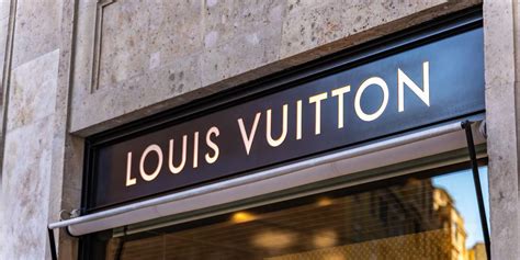 louis vuitton civitanova marche|Louis Vuitton apre a Civitanova, al via il trasferimento dei .